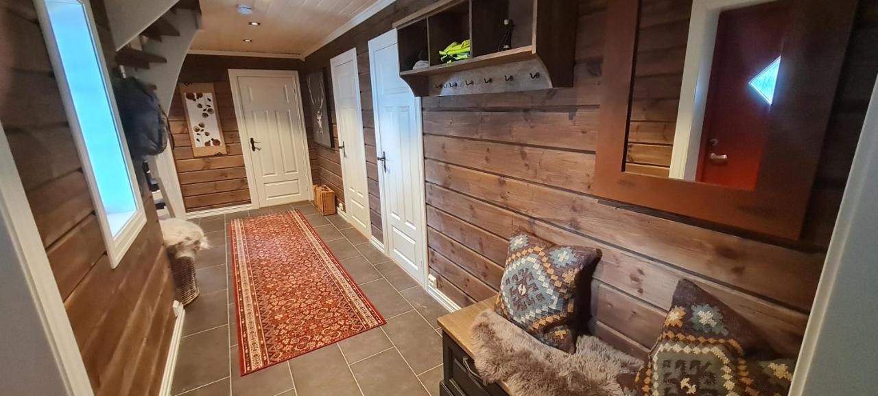 Malangen Lodge Mestervik Esterno foto