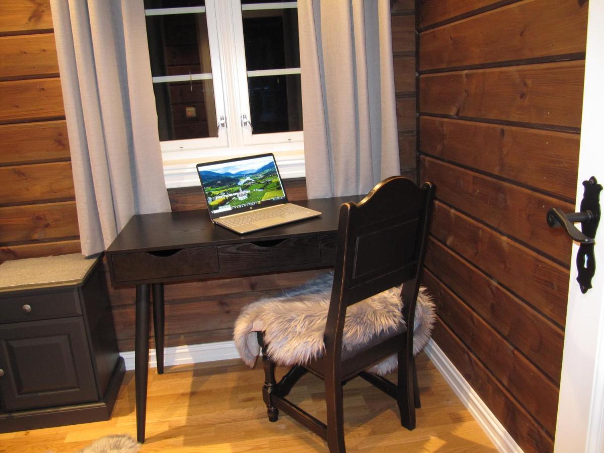 Malangen Lodge Mestervik Esterno foto